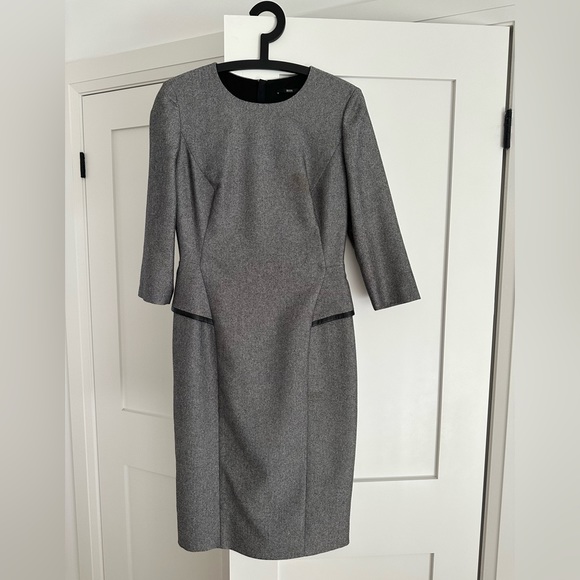Hugo Boss dress. Size 4. - Picture 1 of 4